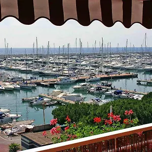 Ancora Riviera Hotell